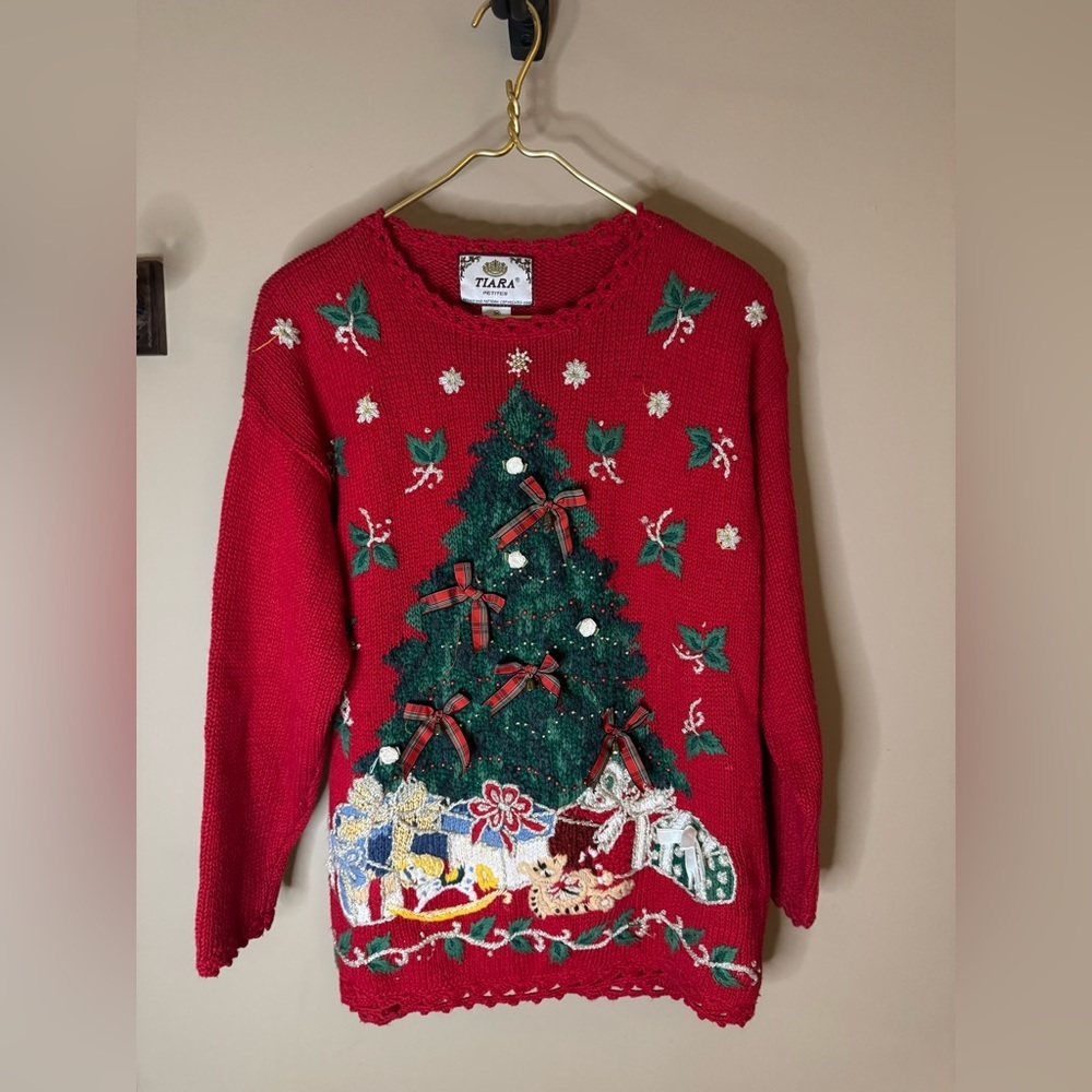🎄 Tiara Petites Christmas Tree Sweater M - Vintage